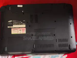Laptop Samsung NP-R700 4GB Intel Core I3 HDD 320GB