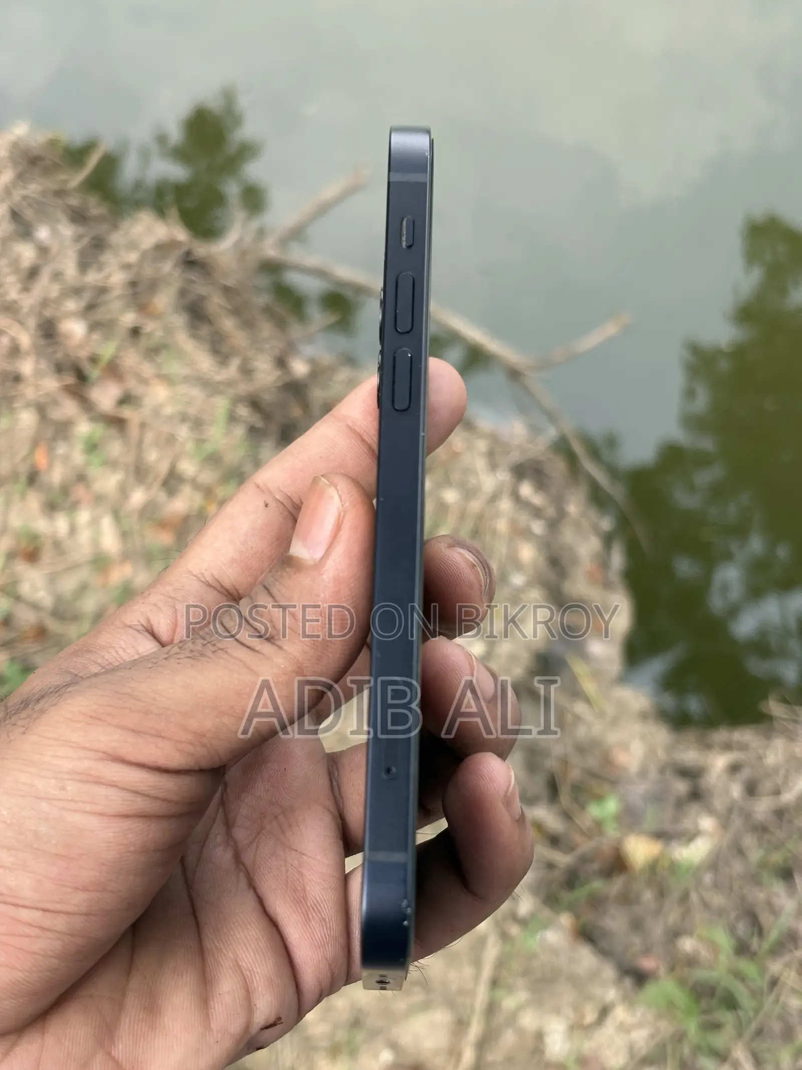 Apple iPhone 12 64 GB Black
