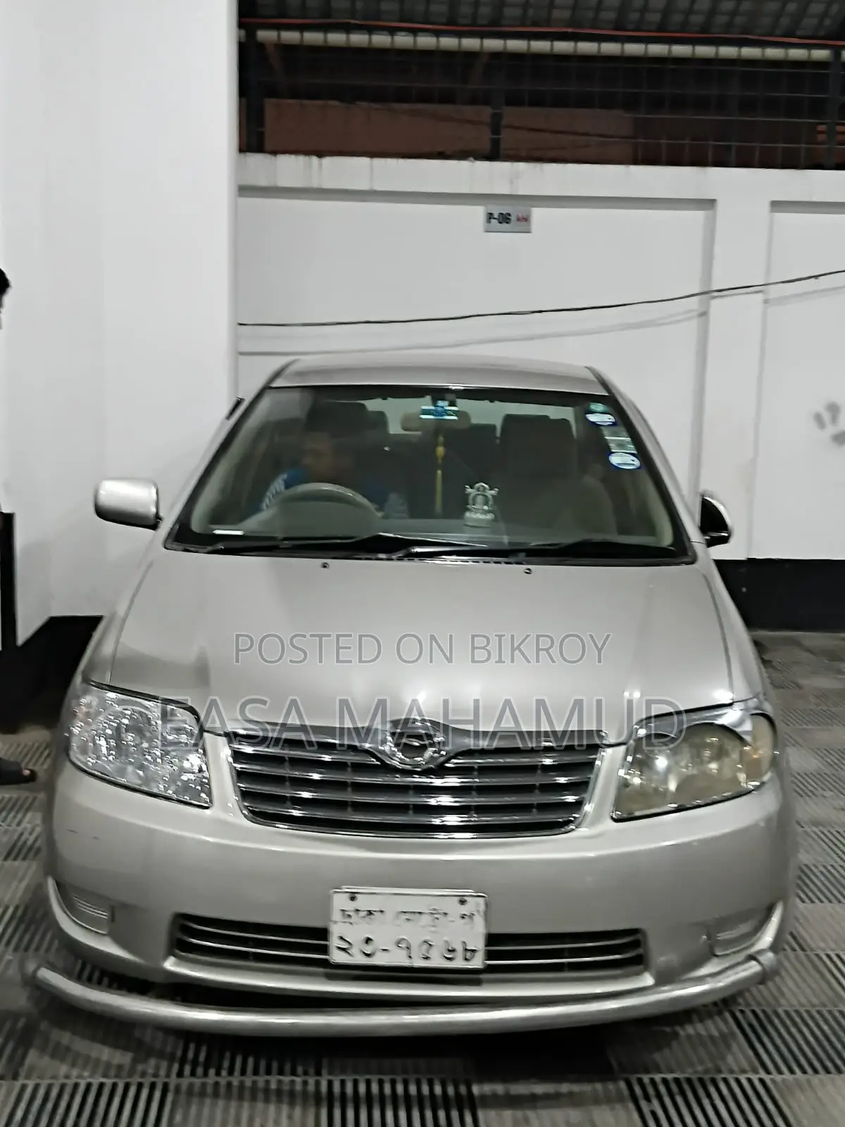 Toyota Corolla Sedan Automatic 2004 Silver