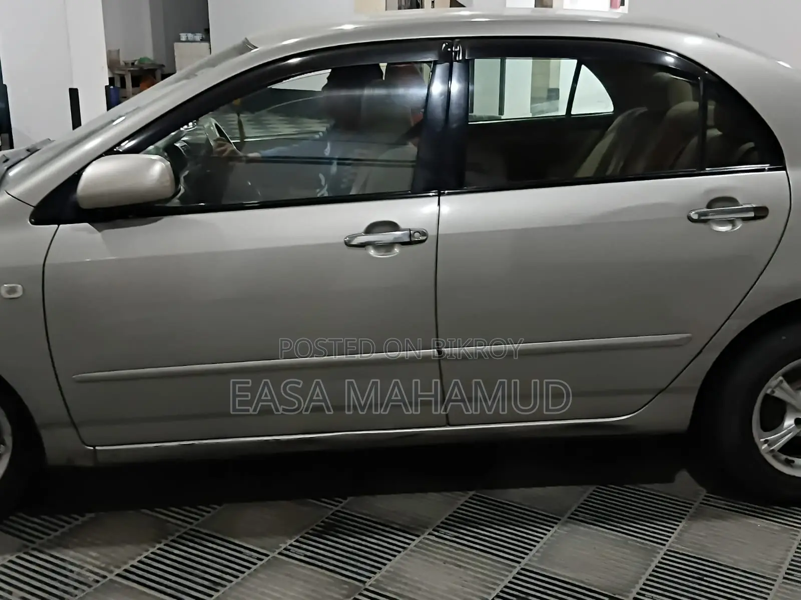 Toyota Corolla Sedan Automatic 2004 Silver