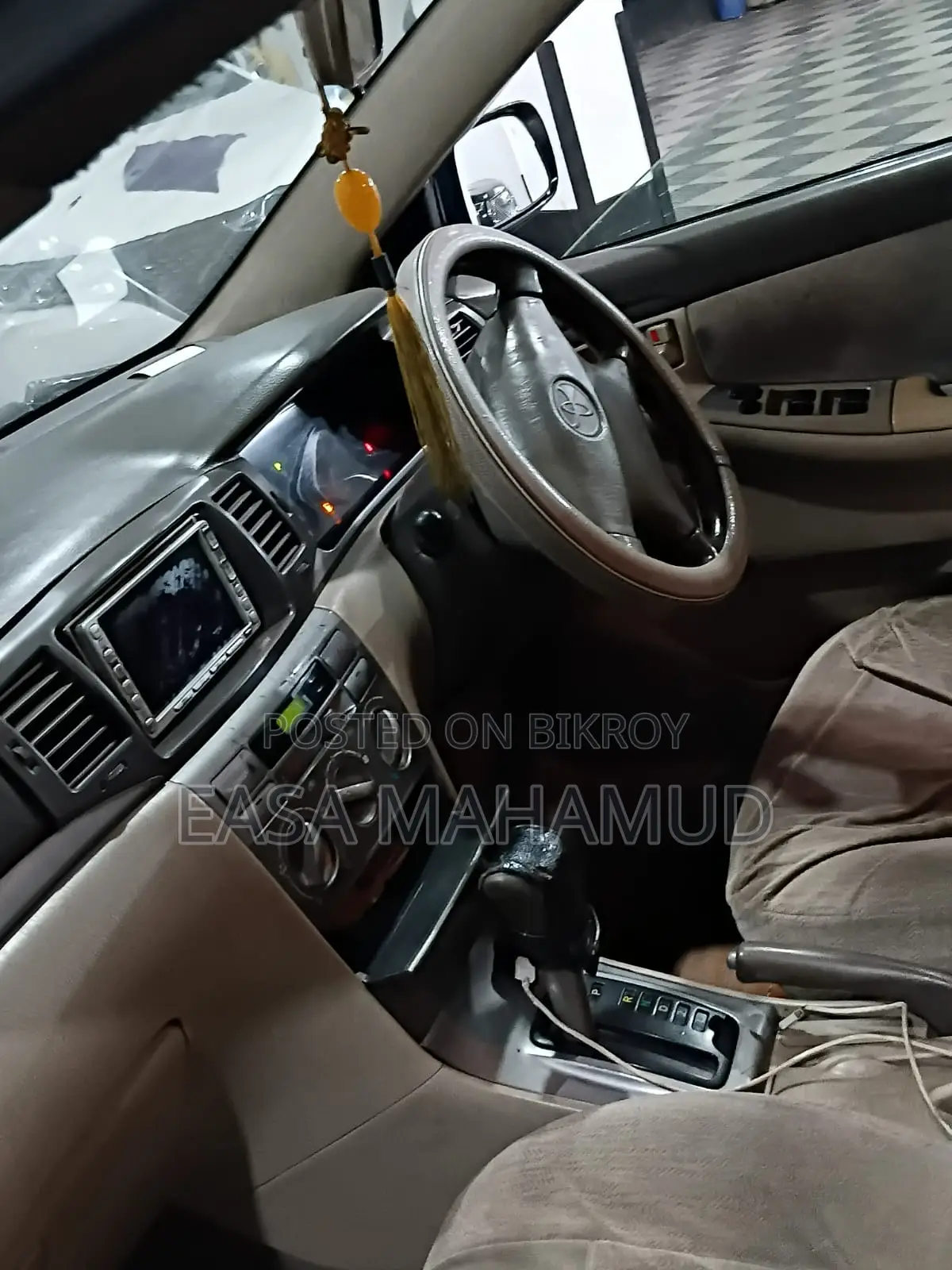 Toyota Corolla Sedan Automatic 2004 Silver