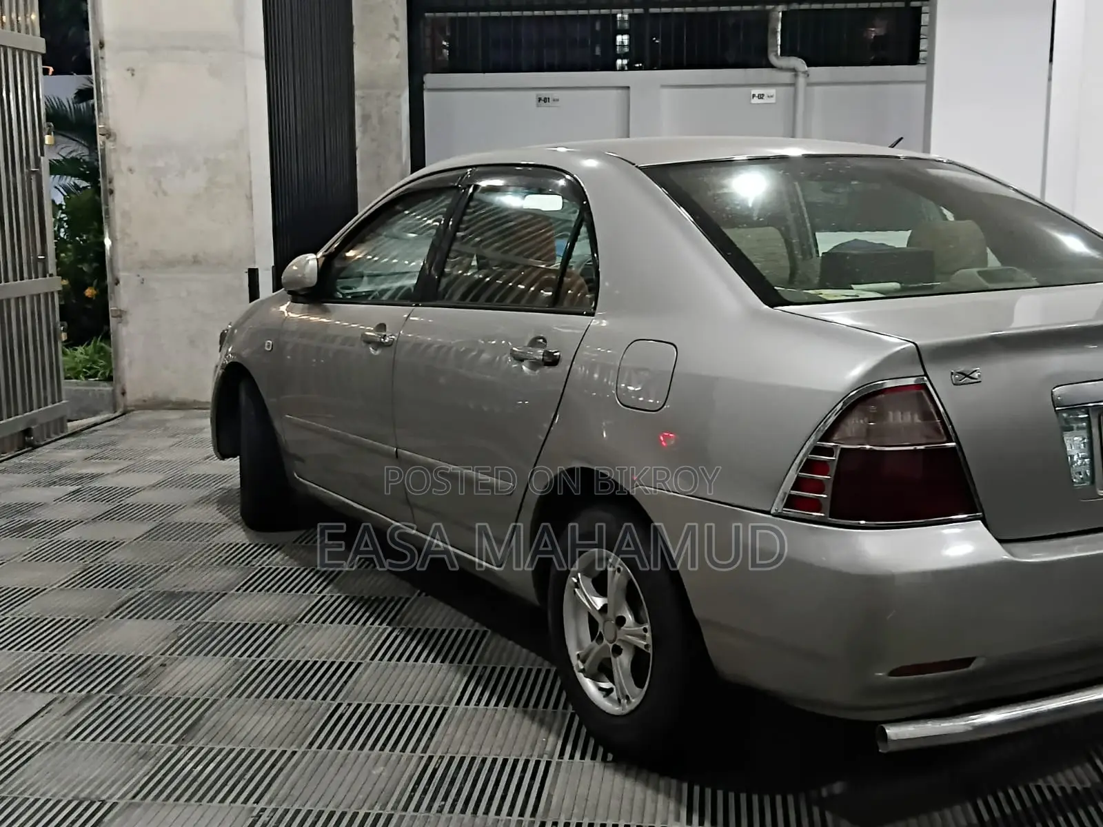 Toyota Corolla Sedan Automatic 2004 Silver