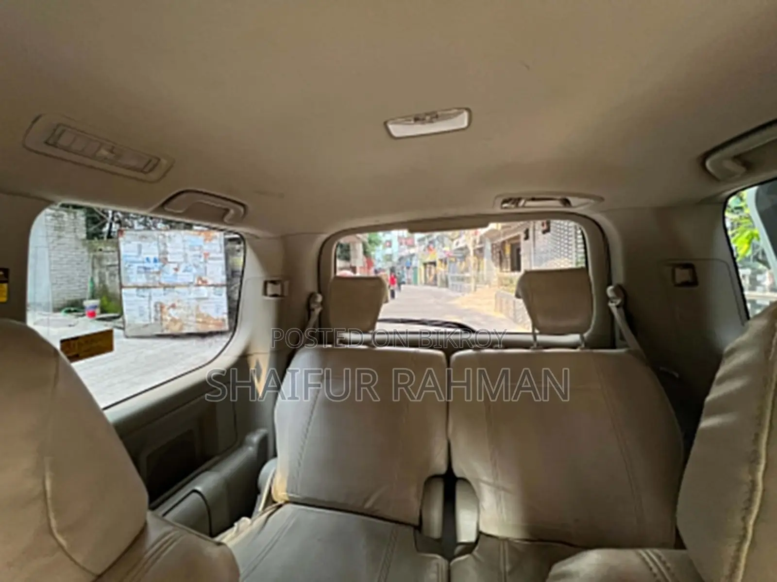 Toyota Voxy 2010 White