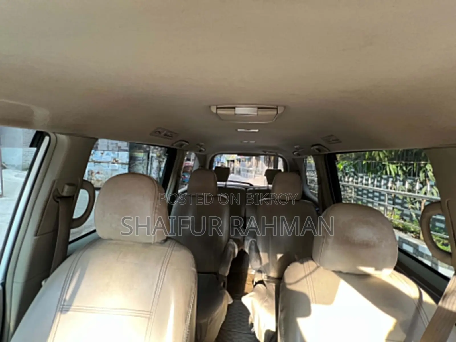 Toyota Voxy 2010 White