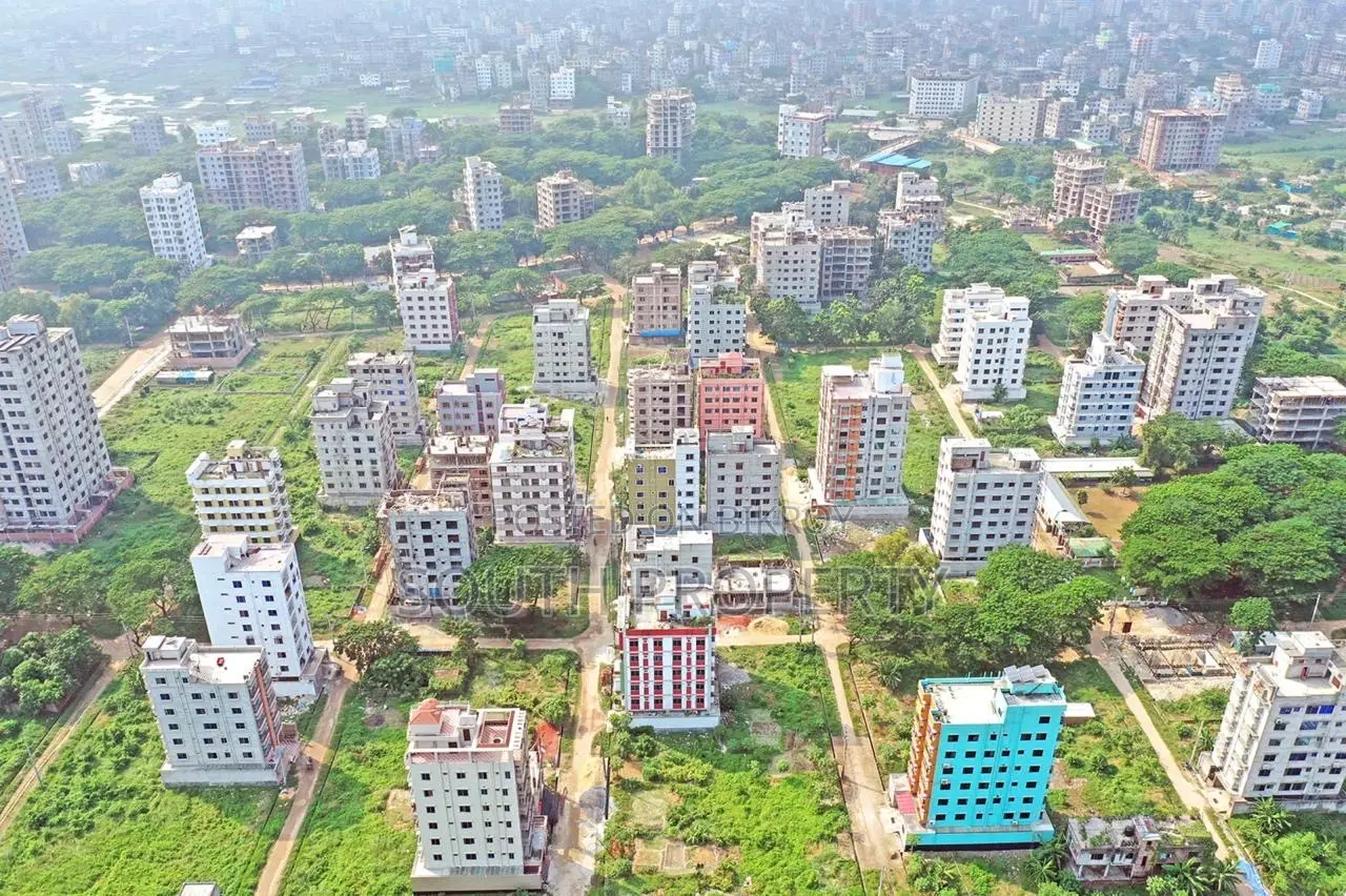 3 Katha South-Facing Plot for Sale in Manda Green Model Town near Motijheel