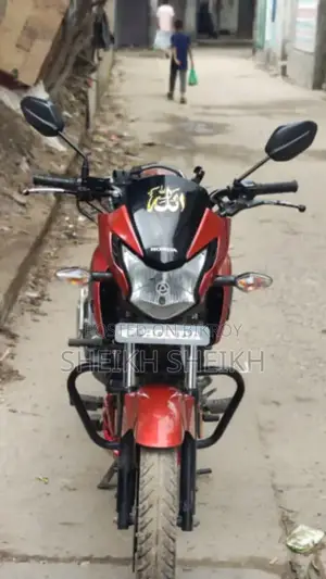 Honda 2022 Red
