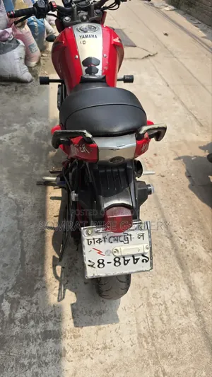Yamaha FZ 2016 Red
