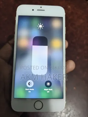 Apple iPhone 6s 16 GB Gold