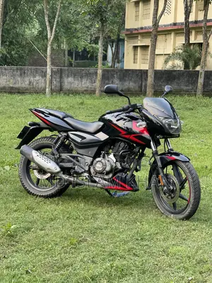 বাজাজ পালসার ১৫০ ২০২১ কালো