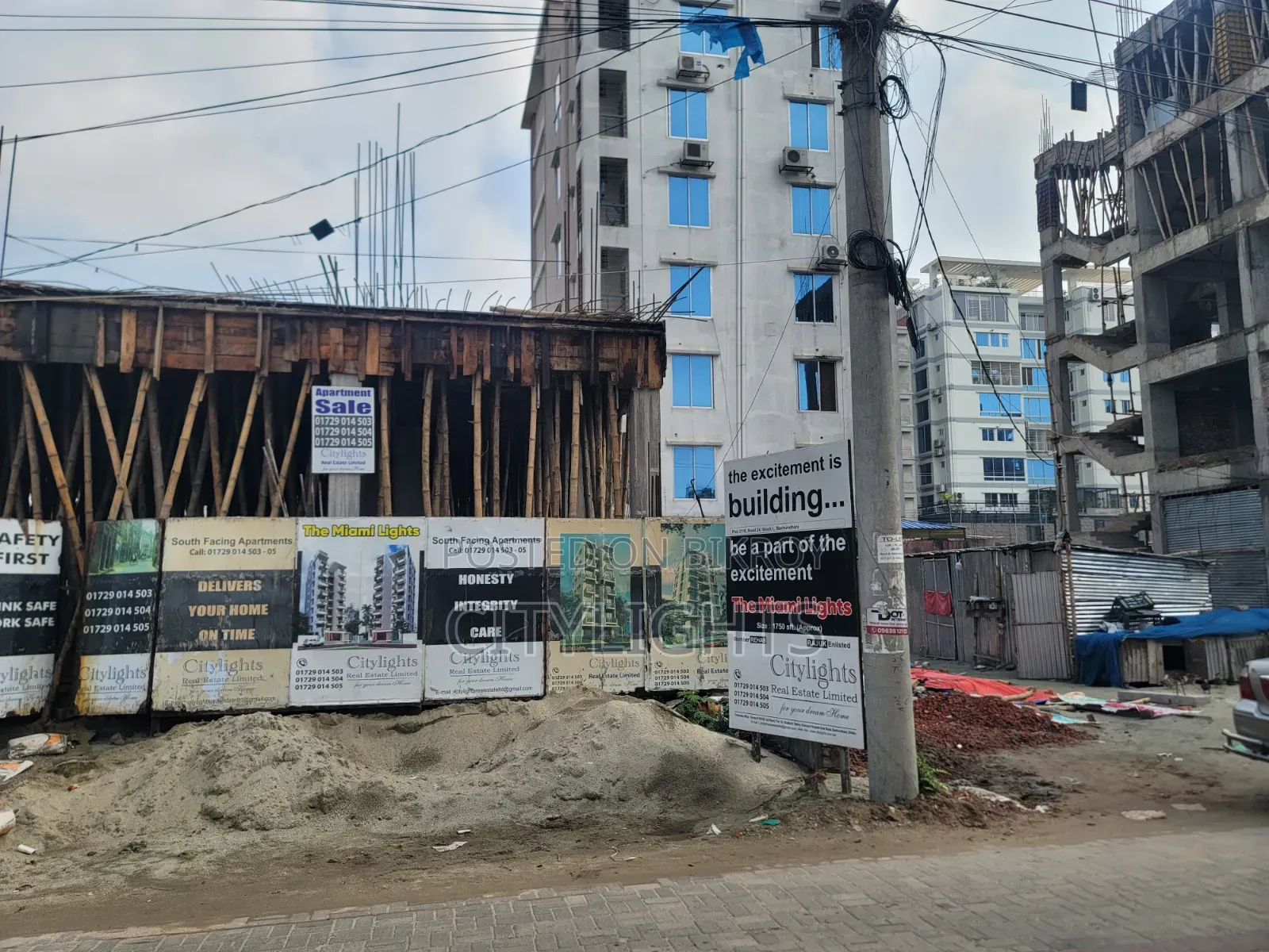 ৩ বেডরুমের অ্যাপার্টমেন্ট সিটিলাইটস রিয়েল, বসুন্ধরা বিক্রয়ের জন্য