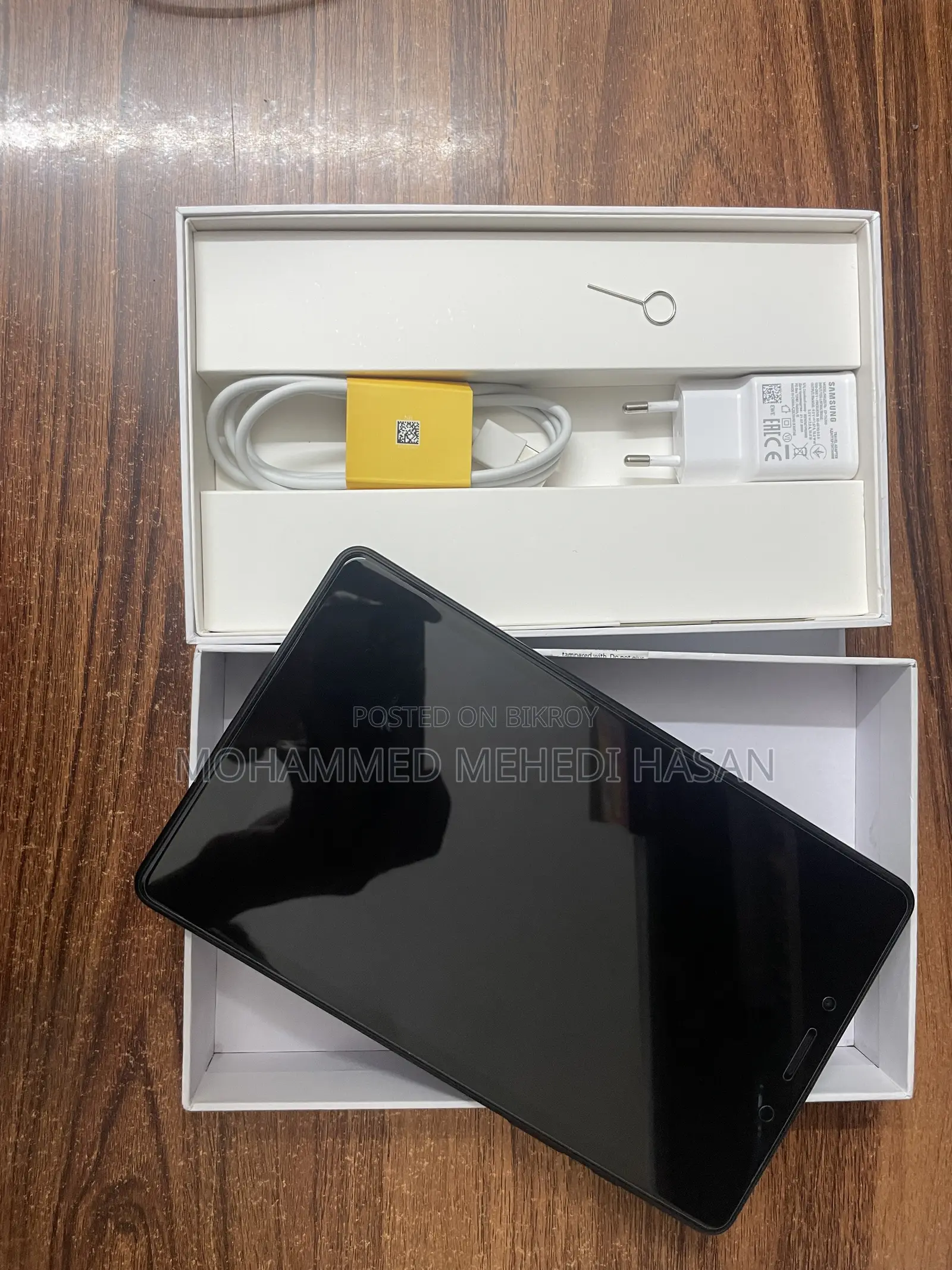 New Samsung Galaxy Tab A SM-T285 32 GB Black