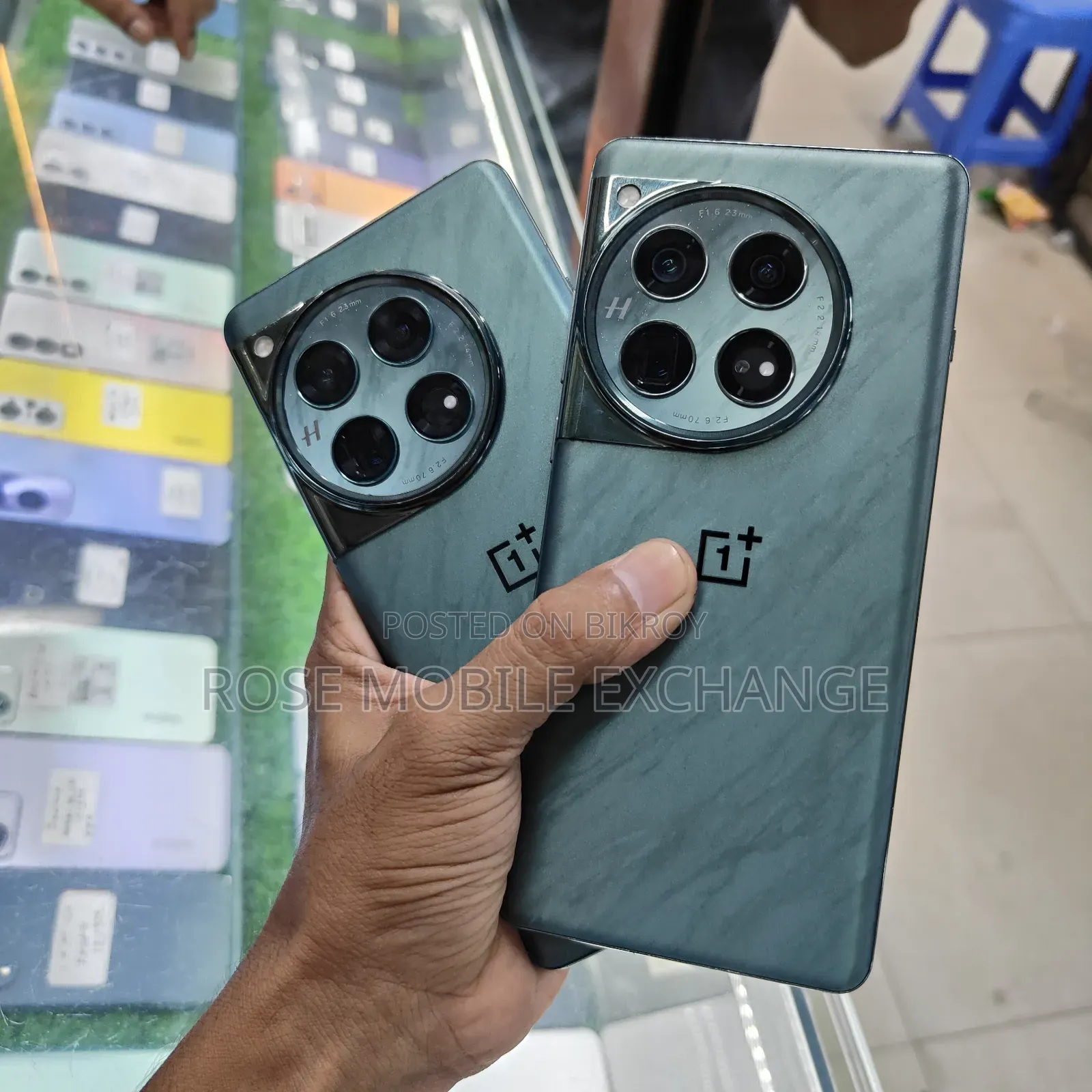 নতুন ওয়ানপ্লাস ১২ ১ টিবি