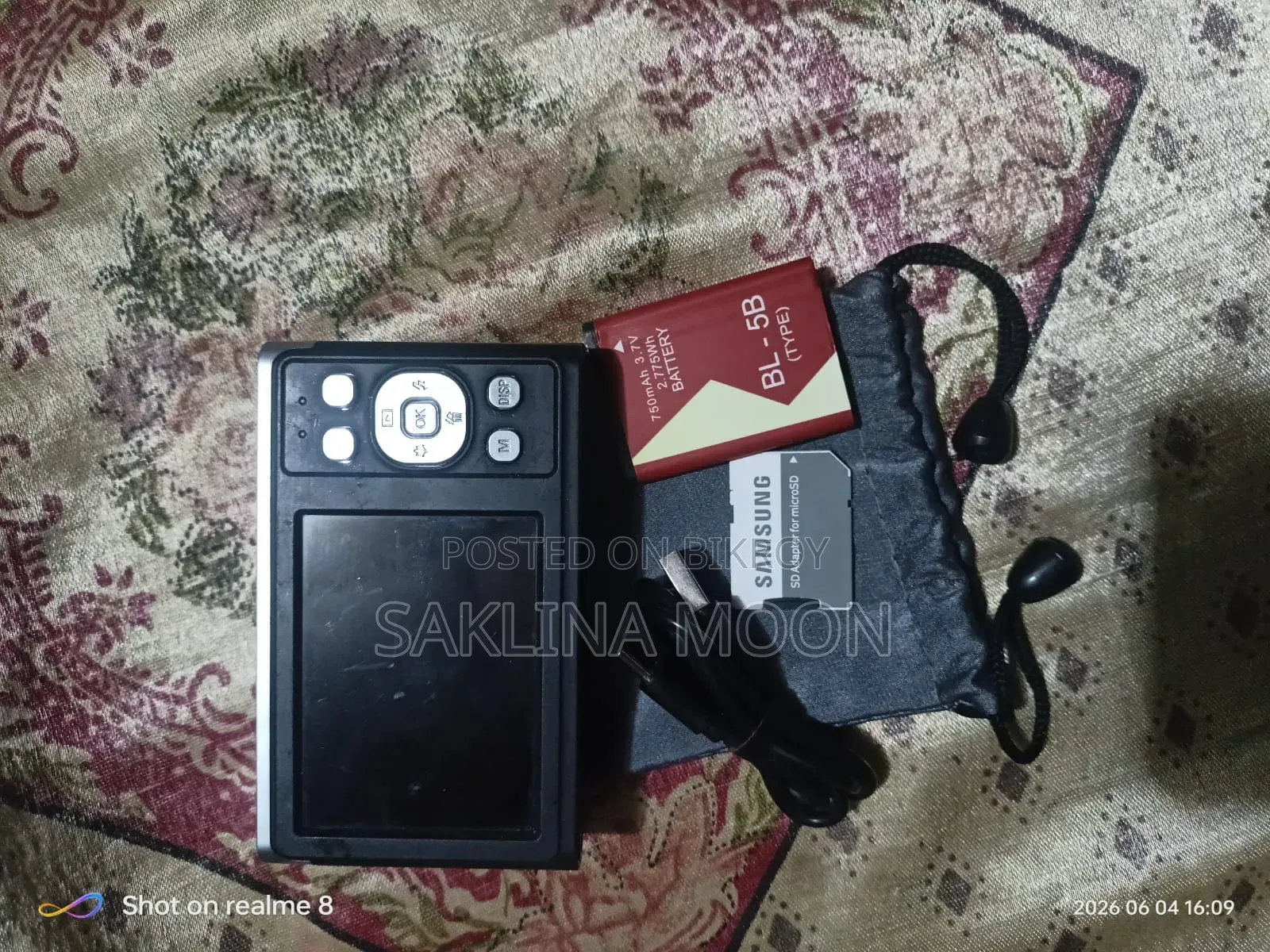 Digital Camera