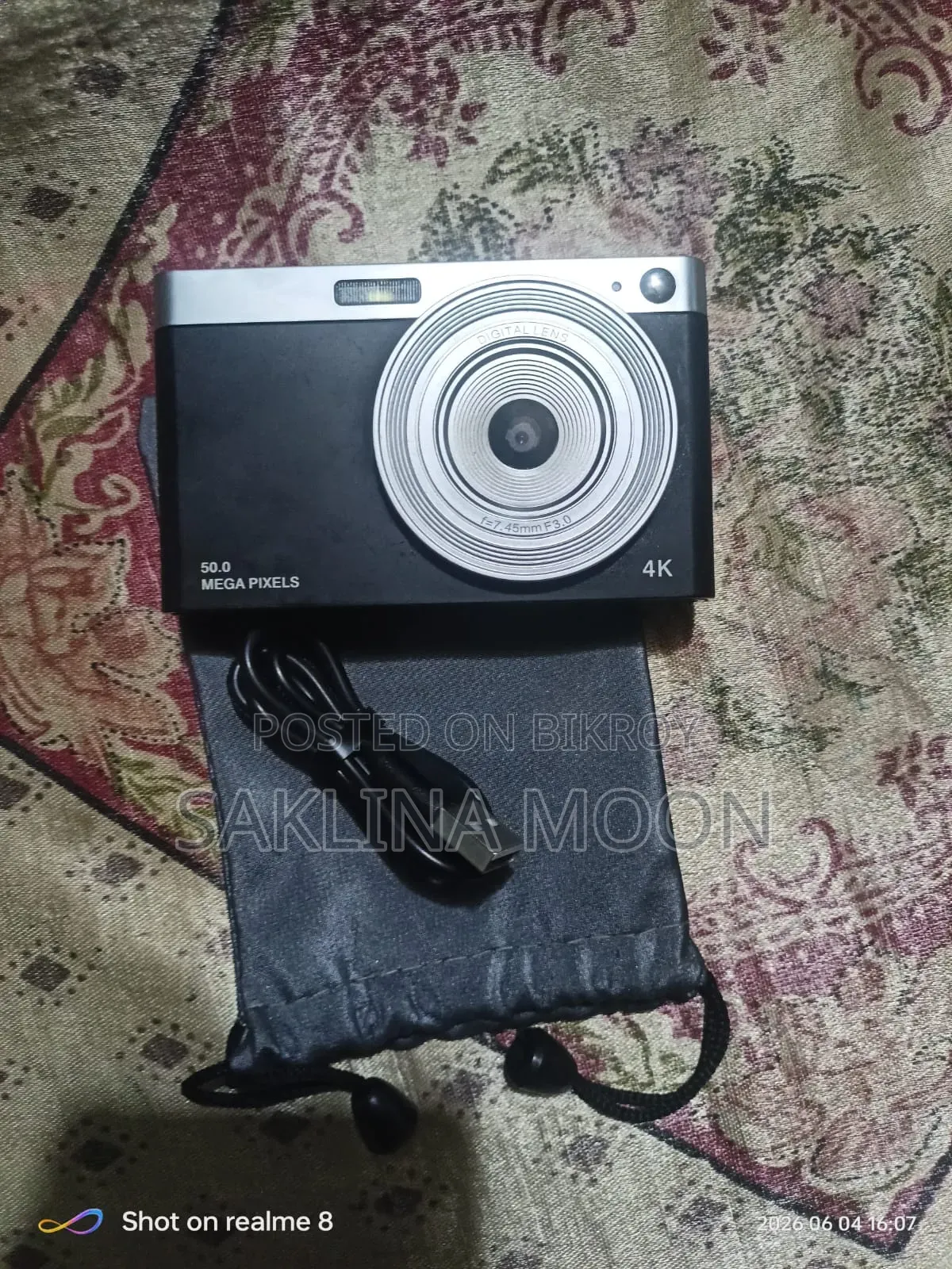 Digital Camera