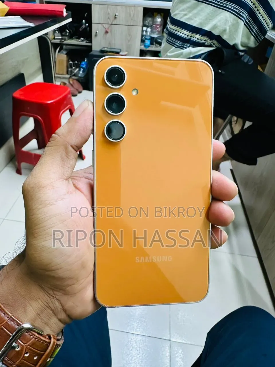 নতুন স্যামসাং গ্যালাক্সি এস২৩ এফই ২৫৬ জিবি অরেঞ্জ