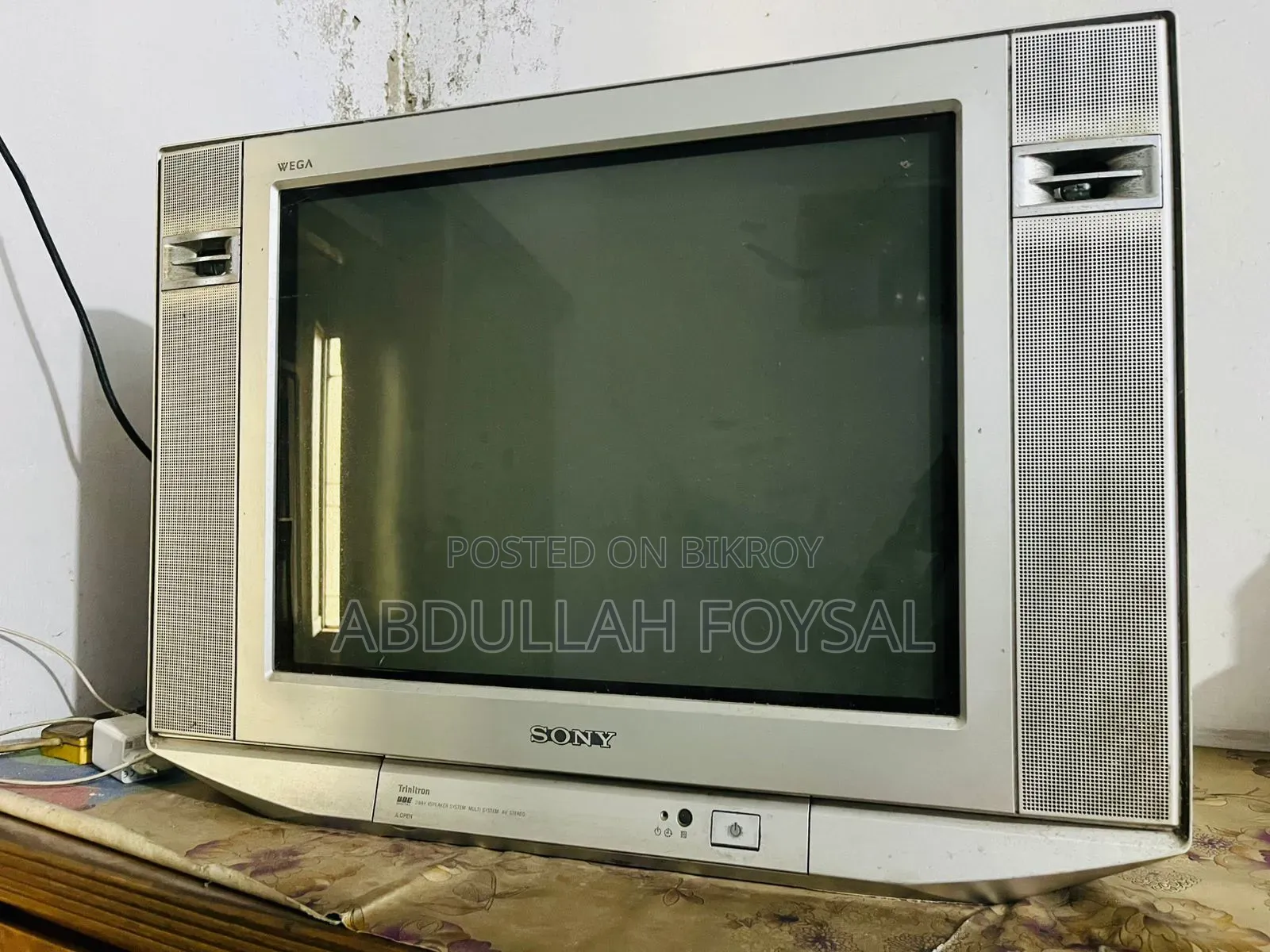 Sony Wega Non-Smart TV for Sale