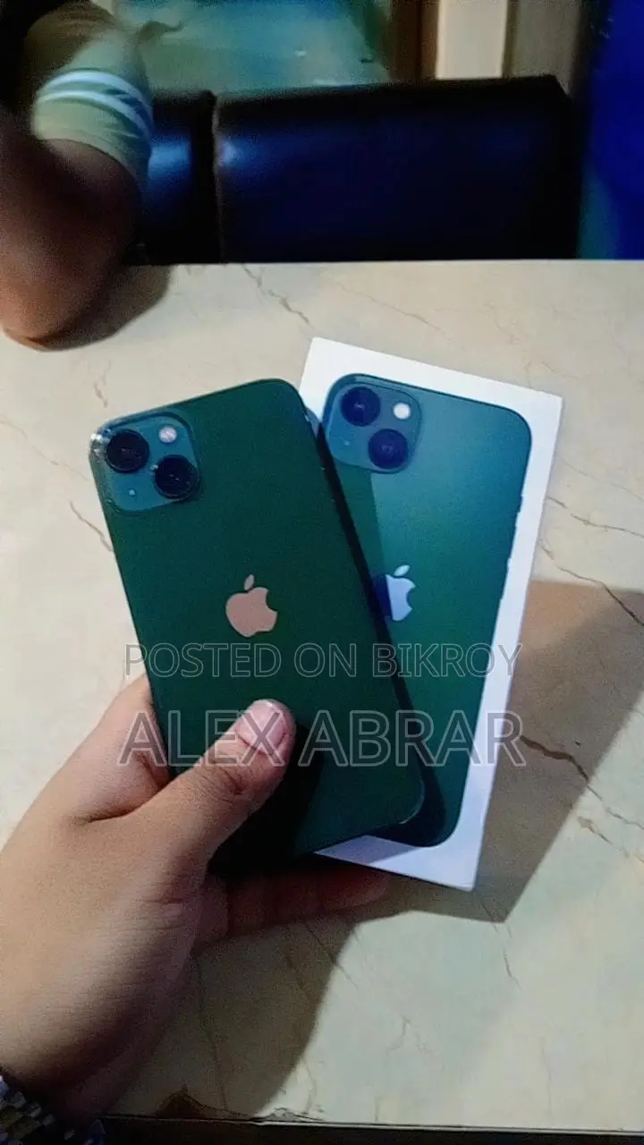 Apple iPhone 13 128 GB Green