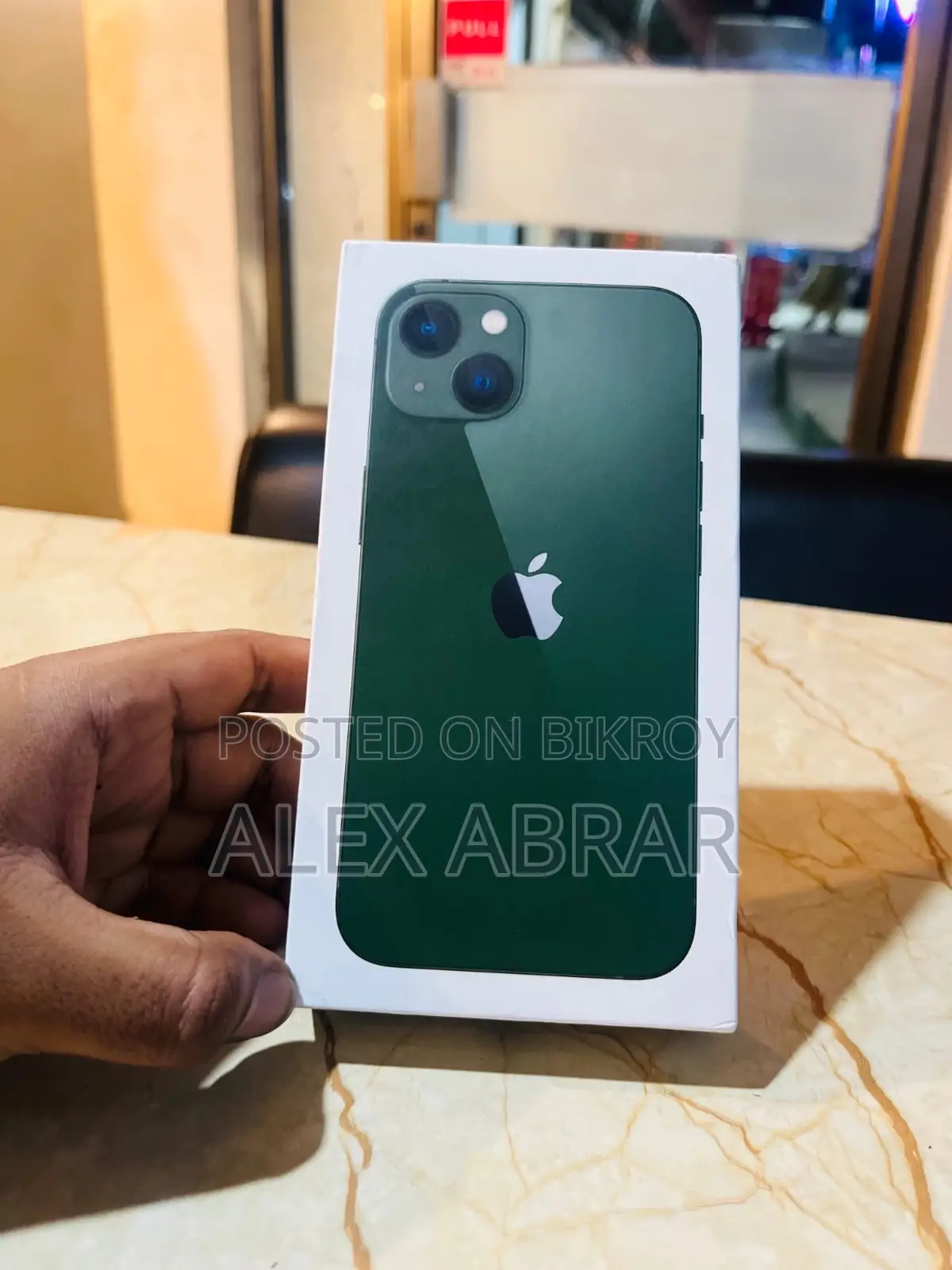 Apple iPhone 13 128 GB Green