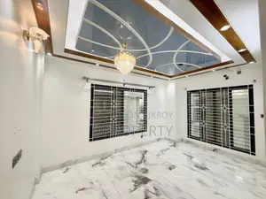 5-Bedroom Duplex in Bashundhara for Rent