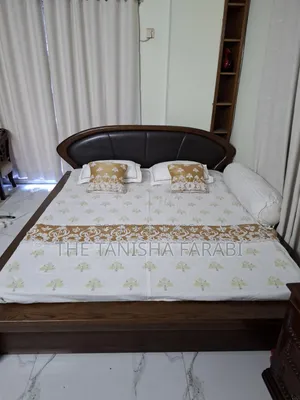 Queen Sized Bed From Hatil