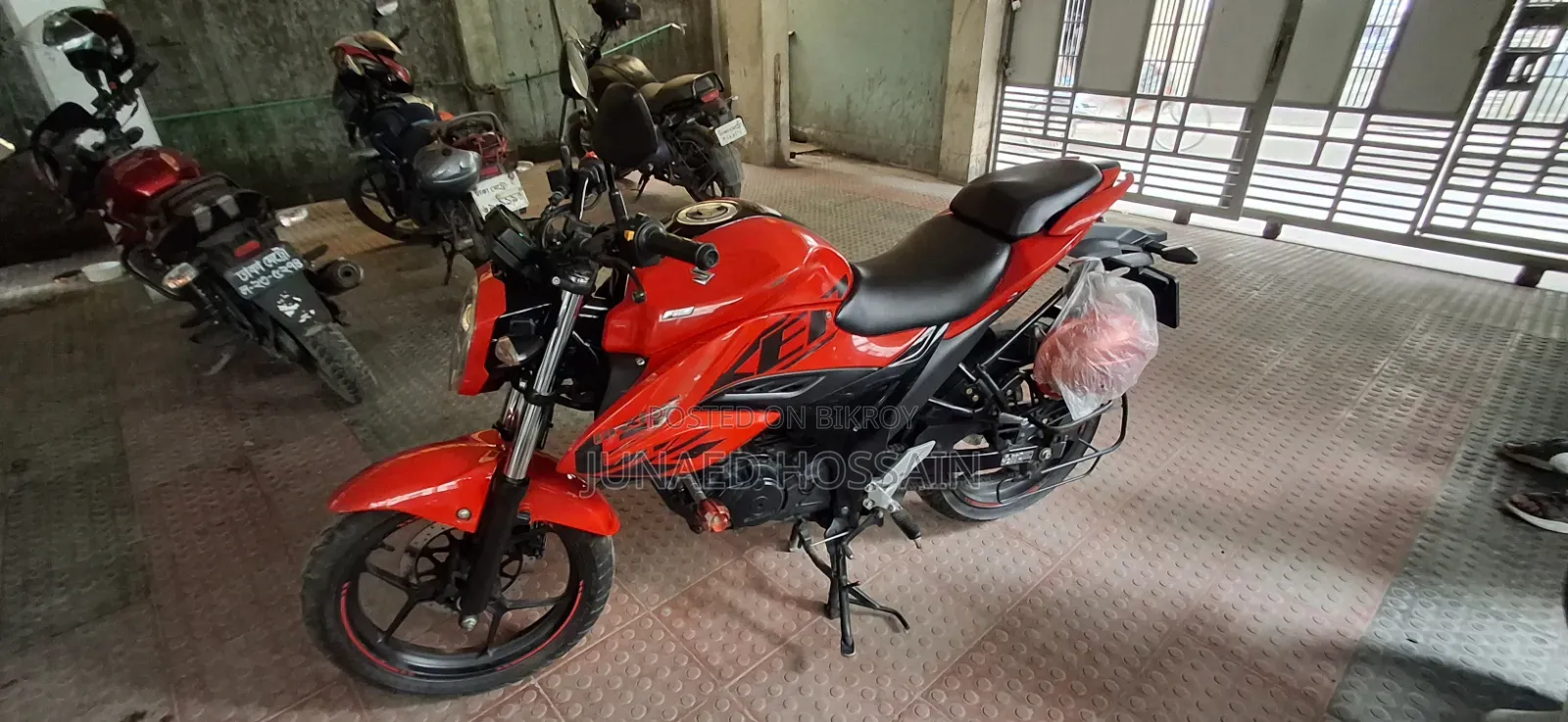 Suzuki Gixxer Fi ABS 2023 Red