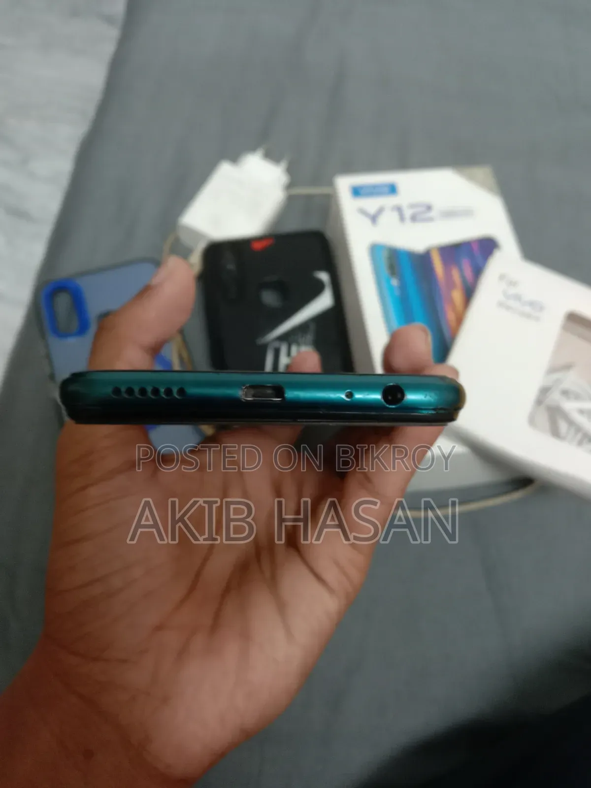 Vivo Y12 64 GB Blue