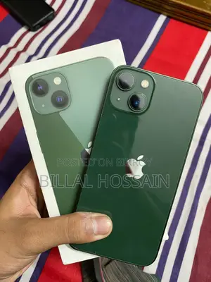 Apple iPhone 13 256 GB Green