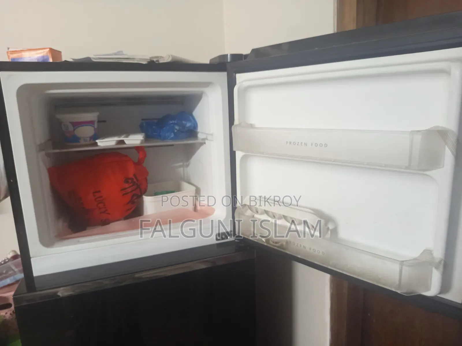 LG Refrigerator for sale, in brand new condition