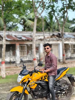 সুজুকি জিক্সার মনোটোন ২০২৩ হলুদ