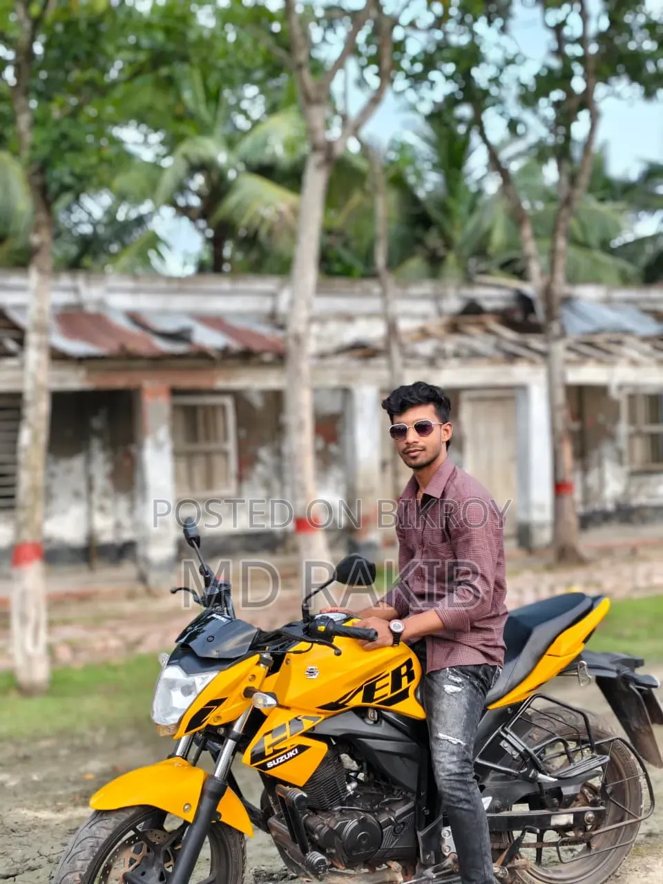 সুজুকি জিক্সার মনোটোন ২০২৩ হলুদ
