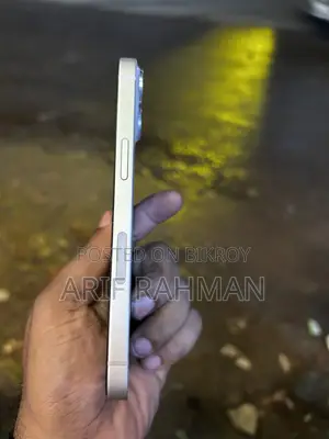 Apple iPhone 13 128 GB White