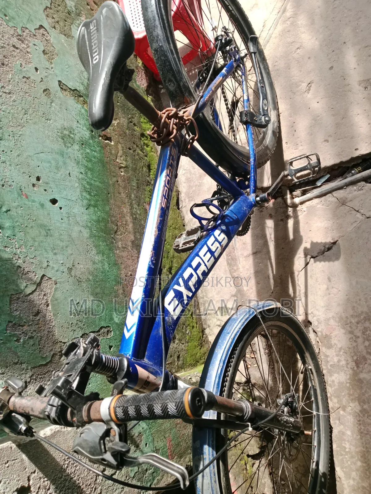 Bicycle used by one hand, check and take
