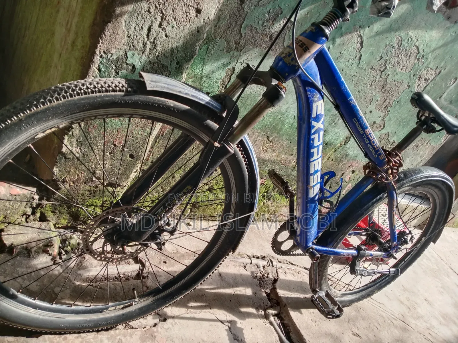 Bicycle used by one hand, check and take