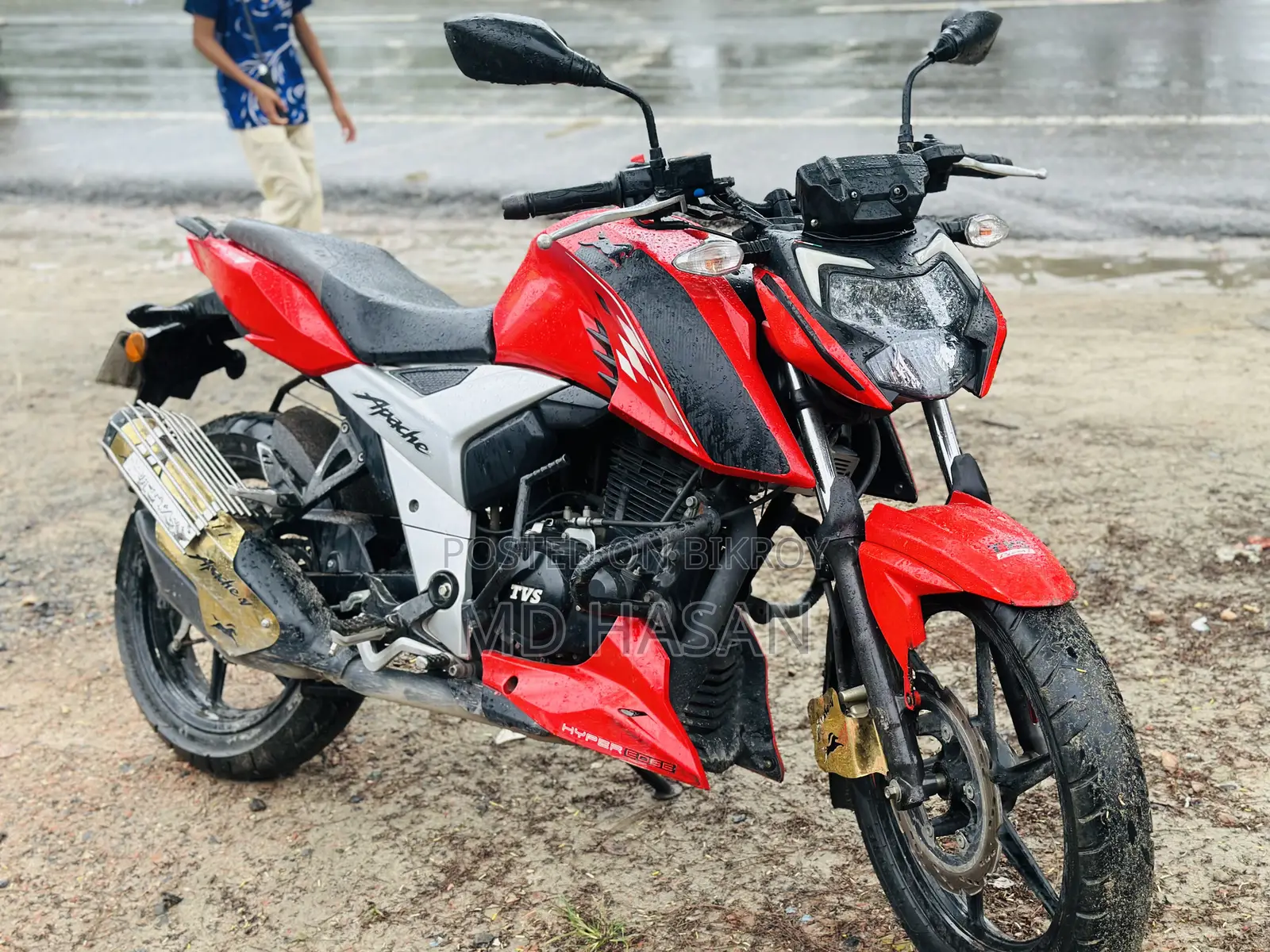 TVS Apache 160 4V 2022 Red