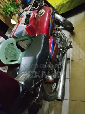 Honda 2009 Red