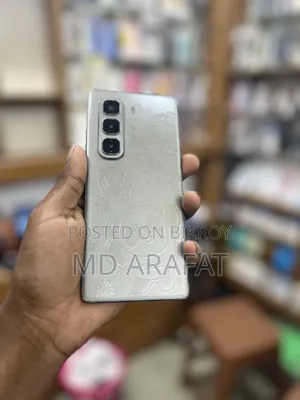 Infinix Hot 50 Pro+ 4G 256 GB Silver