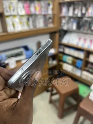 Infinix Hot 50 Pro+ 4G 256 GB Silver
