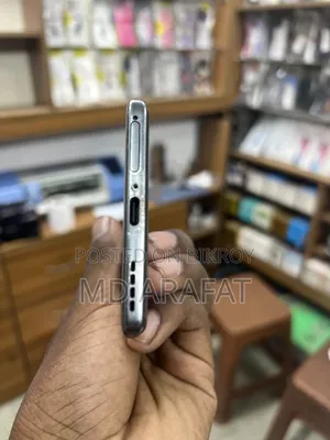 Infinix Hot 50 Pro+ 4G 256 GB Silver