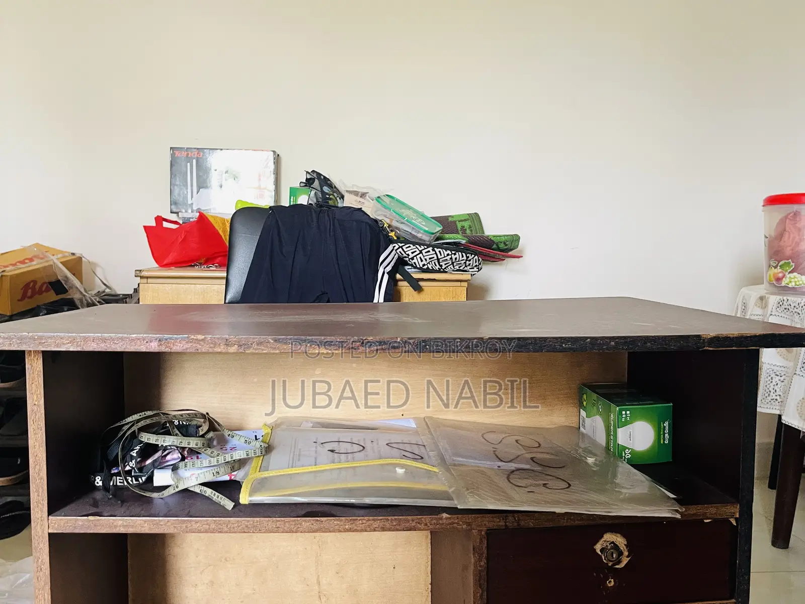 Reading Table