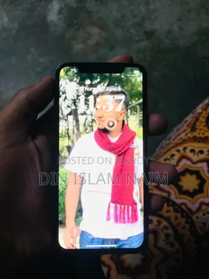 অ্যাপল আইফোন এক্স ২৫৬ জিবি সাদা