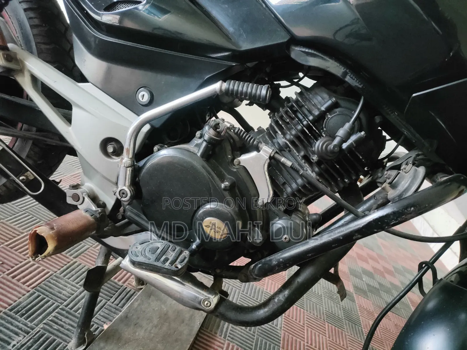 Bajaj Pulsar 150 2010 Black