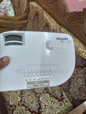 Cheerlux C50b 3800 Lumens Wi-Fi Led Projector