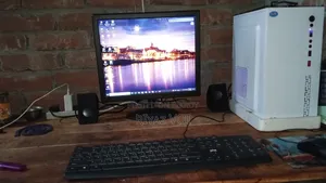 Desktop Computer 8GB Intel Core i5 SSD 128GB