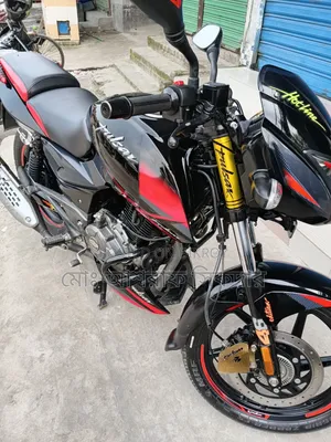 বাজাজ পালসার ১৫০ ২০২২ কালো