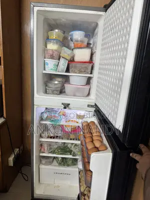Walton 244l Refrigerator – Excellent Condition