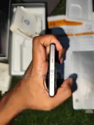 Infinix Note 50s 256 GB Purple