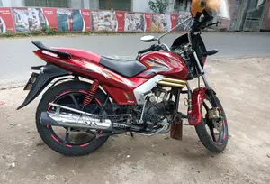 Mahindra Centuro 2017 Red
