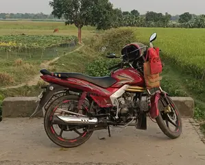 Mahindra Centuro 2017 Red