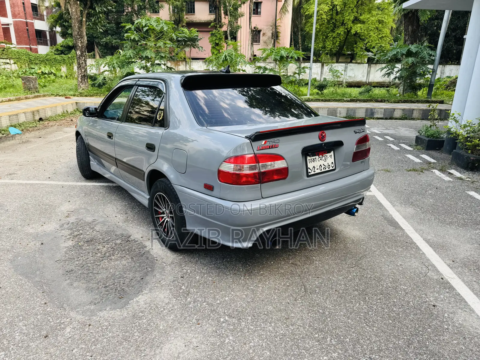 Toyota Corolla Sedan 1997 Gray