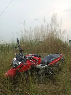 TVS Apache 160 4V 2021 Red